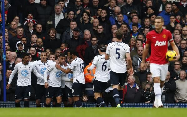 2013-12-01t123209z_544793753_gm1e9c11kyu01_rtrmadp_3_soccer-england_reuters