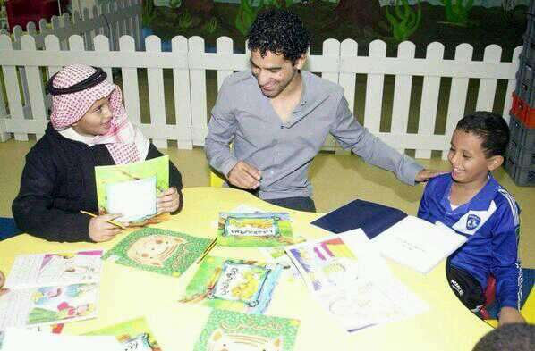 عطيف  خلال مشاركته في  المهرجان