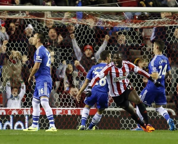 2013-12-04t203312z_952316694_gm1e9c50clh01_rtrmadp_3_soccer-england_reuters