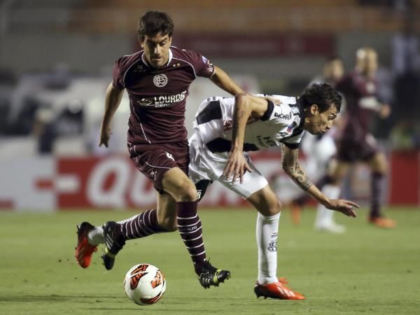 2013-12-05t003550z_932120113_gm1e9c50nos01_rtrmadp_3_soccer-latam-sudamericana_reuters