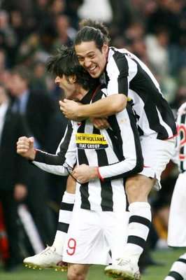 فرحة لاكوينتا بهدف التعادل ليوفنتوس في مرمى بارما