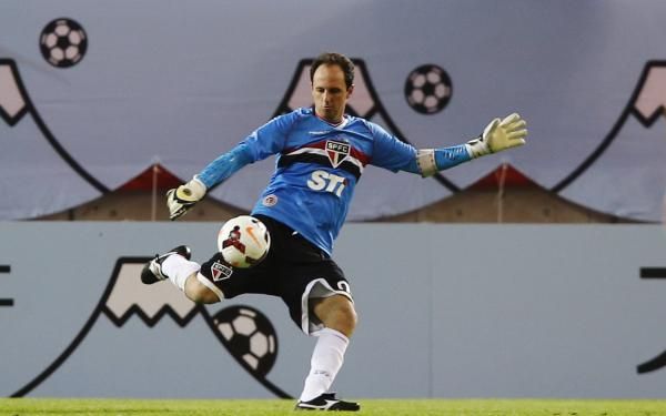 2013-08-07t130005z_518166876_gm1e9871m8201_rtrmadp_3_soccer_reuters