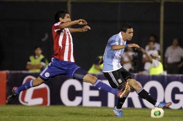 2013-09-11t035011z_1297747579_gm1e99b0wr701_rtrmadp_3_soccer-world_reuters