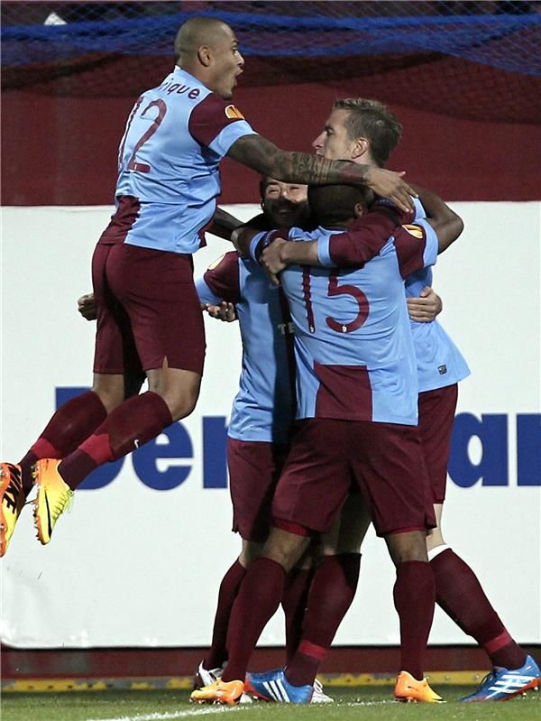 2013-10-24-03922587_epa