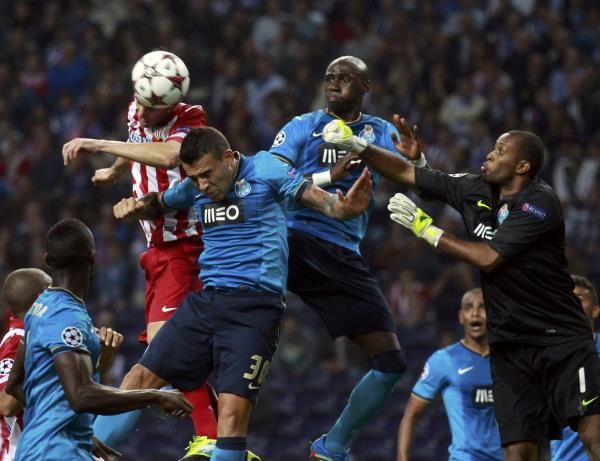 من مباراة سابقة بين الفريقين