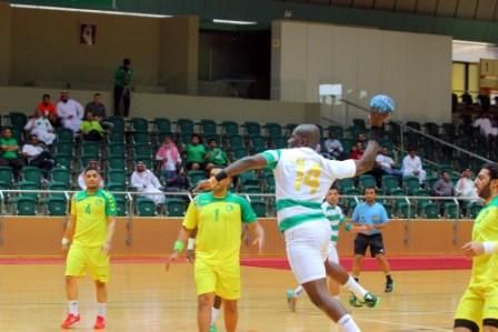 من مباراة الأهلي والخليج اليوم