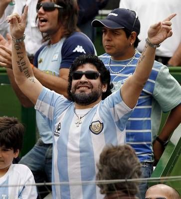 دييجو مارادونا 