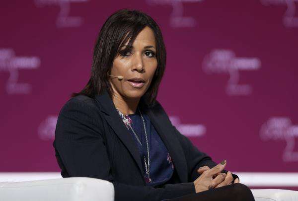 2013-12-11t104706z_22050291_gm1e9cb1fu701_rtrmadp_3_qatar_reuters