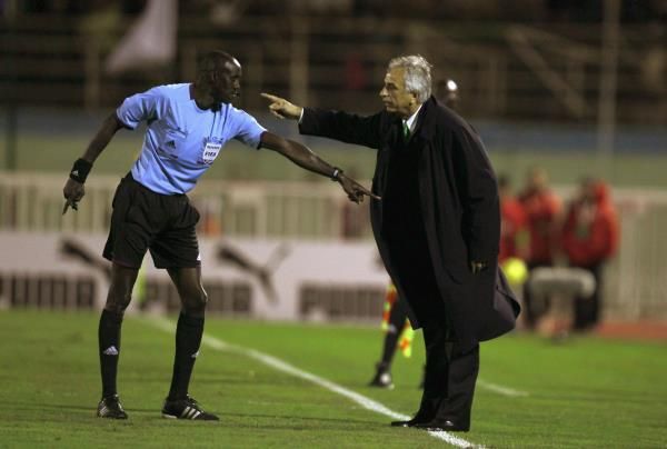 2013-11-20t003726z_1952489302_gm1e9bk0nsp01_rtrmadp_3_soccer-world_reuters