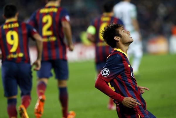 2013-12-11t211245z_163361600_lr1e9cb1mwyn7_rtrmadp_3_soccer-champions_reuters