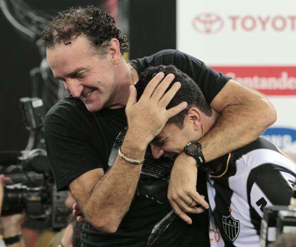 2013-07-25t045803z_373223333_gm1e97p0zyi01_rtrmadp_3_soccer-libertadores-final_reuters