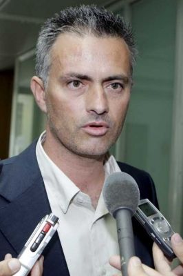  المدرب البرتغالي جوزيه مورينيو 