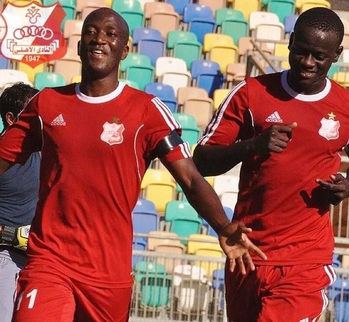 سادومبا بشعار الاهلي