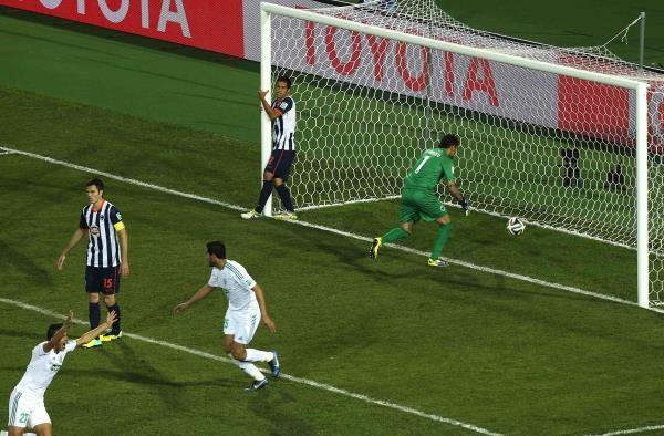 2013-12-14t221850z_103387087_gm1e9cf0hgj01_rtrmadp_3_soccer-club_reuters