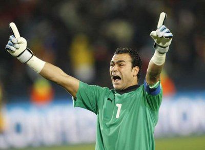 عصام الحضري