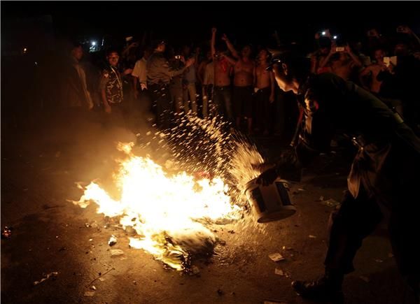 2013-12-16-03993557_epa