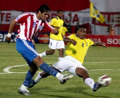 باراجواي تتقدم إلى المركز الثاني  