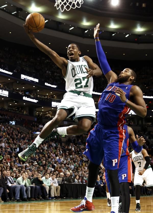 2013-12-19t040515z_805189733_nocid_rtrmadp_3_nba-detroit-pistons-at-boston-celtics_reuters