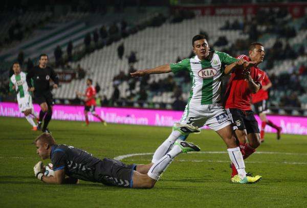 بنفيكا تغلب على فيتوريال سيتوبال بهدفين نظيفين 