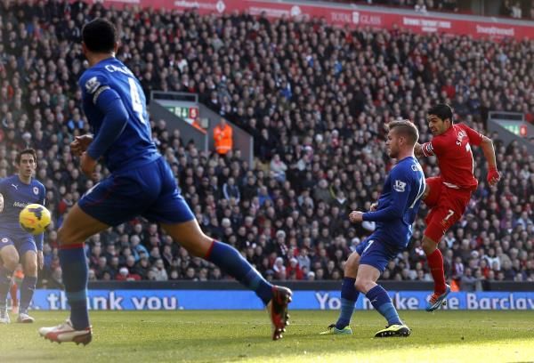 2013-12-21t131720z_1986835939_gm1e9cl1n2k01_rtrmadp_3_soccer-england_reuters