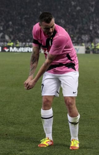 2011-11-26t222511z_01_asb11_rtridsp_3_soccer-italy_reuters