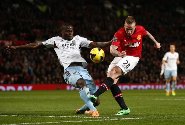 2013-12-21t170346z_542876828_gm1e9cm02qb01_rtrmadp_3_soccer-england_reuters