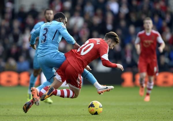 2013-12-22t141100z_587234590_gm1e9cm1pjj01_rtrmadp_3_soccer-england_reuters