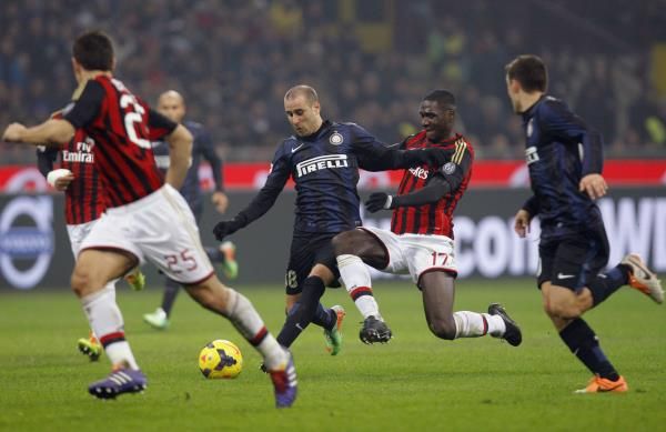 2013-12-22t213448z_1327788350_gm1e9cn0fcr01_rtrmadp_3_soccer-italy_reuters