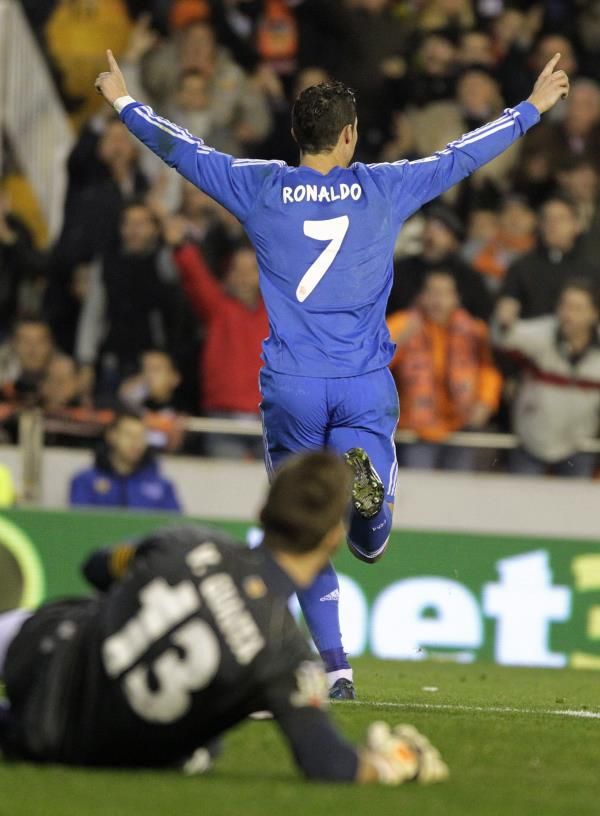 2013-12-22t211656z_1266672658_gm1e9cn0ejw01_rtrmadp_3_soccer-spain_reuters