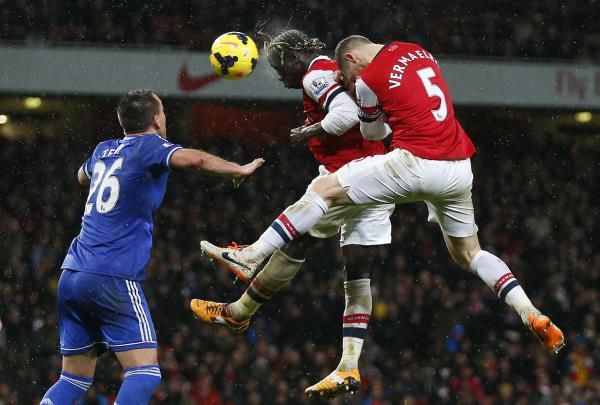 2013-12-23t220445z_378450374_gm1e9co0gto01_rtrmadp_3_soccer-england_reuters