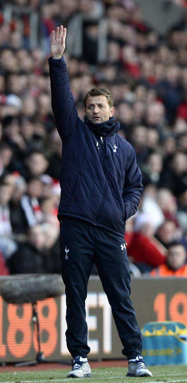 2013-12-22t153039z_1894515065_gm1e9cm1t8a01_rtrmadp_3_soccer-england_reuters