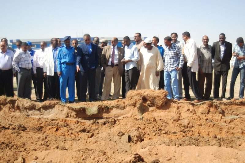 مجلس الهلال يقف على ضربة البداية لتأهيل الإستاد