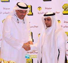 العطاس بجانب عادل جمجوم