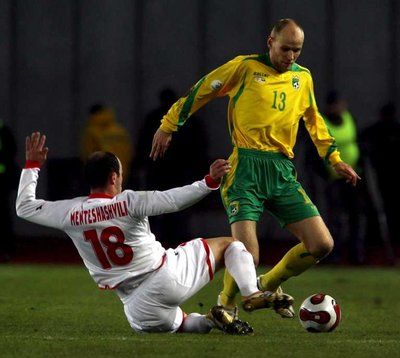 2007-11-21-00000301179013