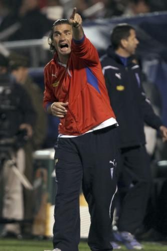 2011-05-052011-05-05t021809z_01_stg109_rtridsp_3_latam-soccer-libertadores_reuters