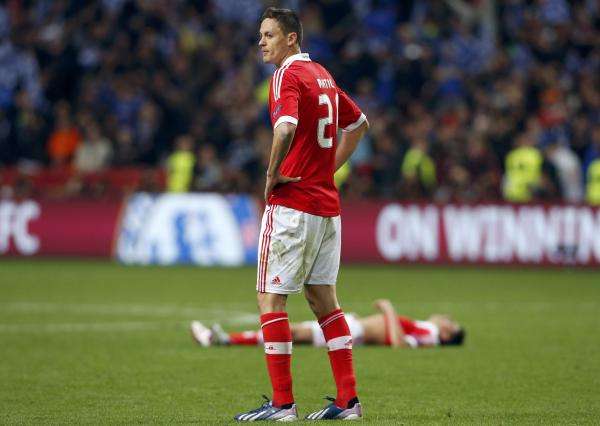 2013-05-15t205541z_42566705_lr2e95f1m4i6m_rtrmadp_3_soccer-europa_reuters