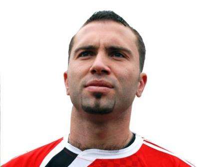 عبد القادر دكا 