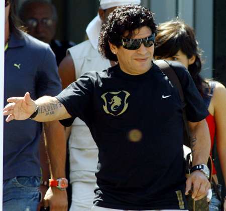 2006-06-12t134531z_01_wcem18_rtridsp_2_sport-soccer-world