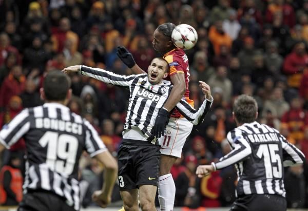 2013-12-10t213058z_1367928827_lr1e9ca1kjb5a_rtrmadp_3_soccer-champions_reuters