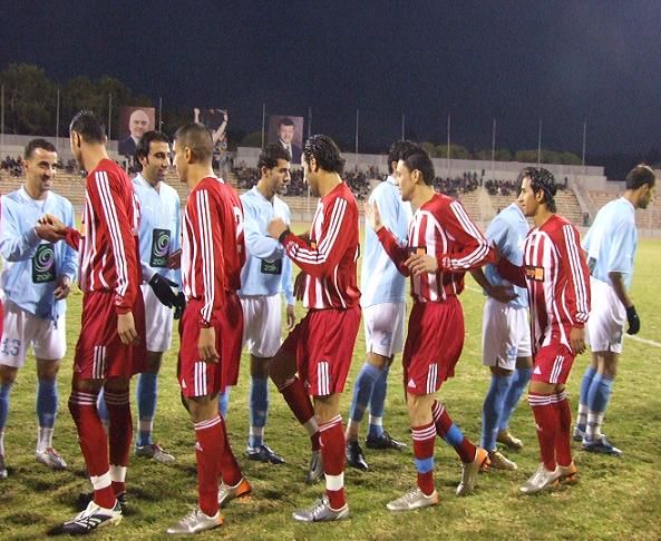 تصافح لاعبين شباب الاردن والفيصلي وبعدسة كووورة