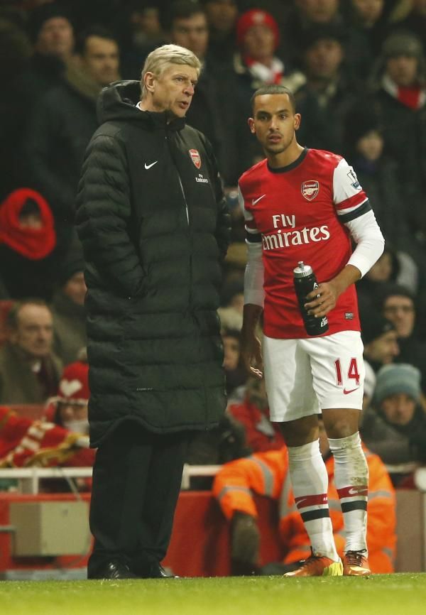 2013-01-23t214321z_842630369_lr1e91n1oby47_rtrmadp_3_soccer-england_reuters