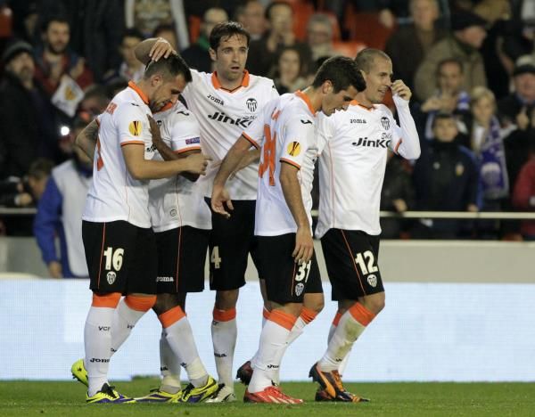 2013-12-12t193955z_672457611_gm1e9cd09ze01_rtrmadp_3_soccer-europa_reuters