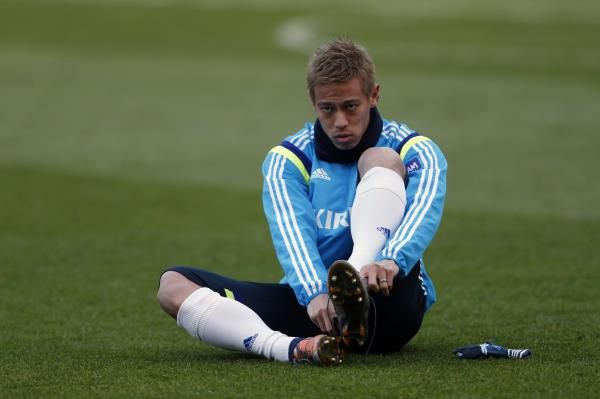 2013-11-18t162435z_1371882148_gm1e9bj012k01_rtrmadp_3_soccer-friendly_reuters