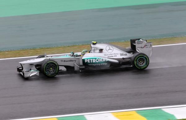 2013-11-22t183308z_760403590_gm1e9bn06xi01_rtrmadp_3_motor-racing-prix_reuters