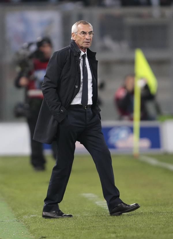 2014-01-06t180039z_1831247366_gm1ea1705j601_rtrmadp_3_soccer-italy_reuters