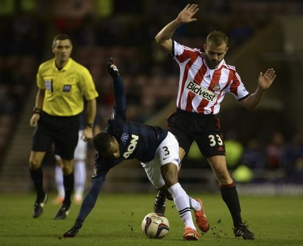 2014-01-07t213914z_2092351652_gm1ea180fh501_rtrmadp_3_soccer-england-cup_reuters