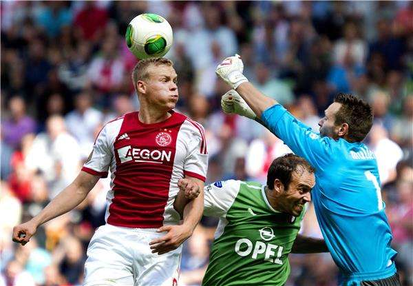 من أخر مباراة جمعت بين الفريقين 