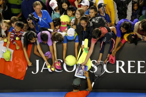 2014-01-11t035941z_1527839057_gm1ea1b0wa801_rtrmadp_3_tennis-open_reuters