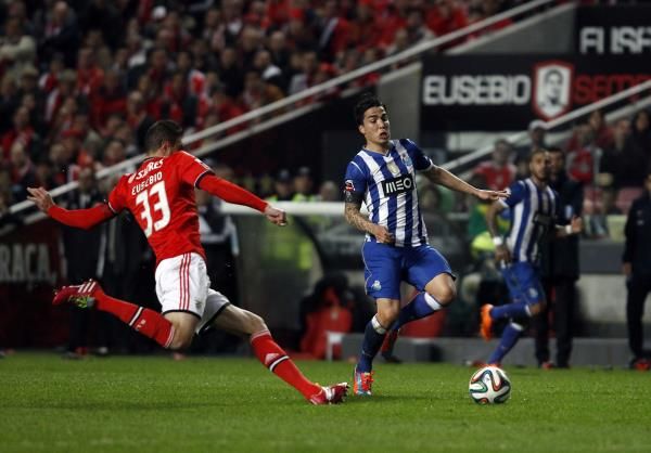 2014-01-12t183349z_1144162958_gm1ea1d070c01_rtrmadp_3_soccer-portugal_reuters