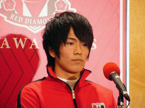 شينيا ياجيما يهدي اليابان التعادل أمام إيران